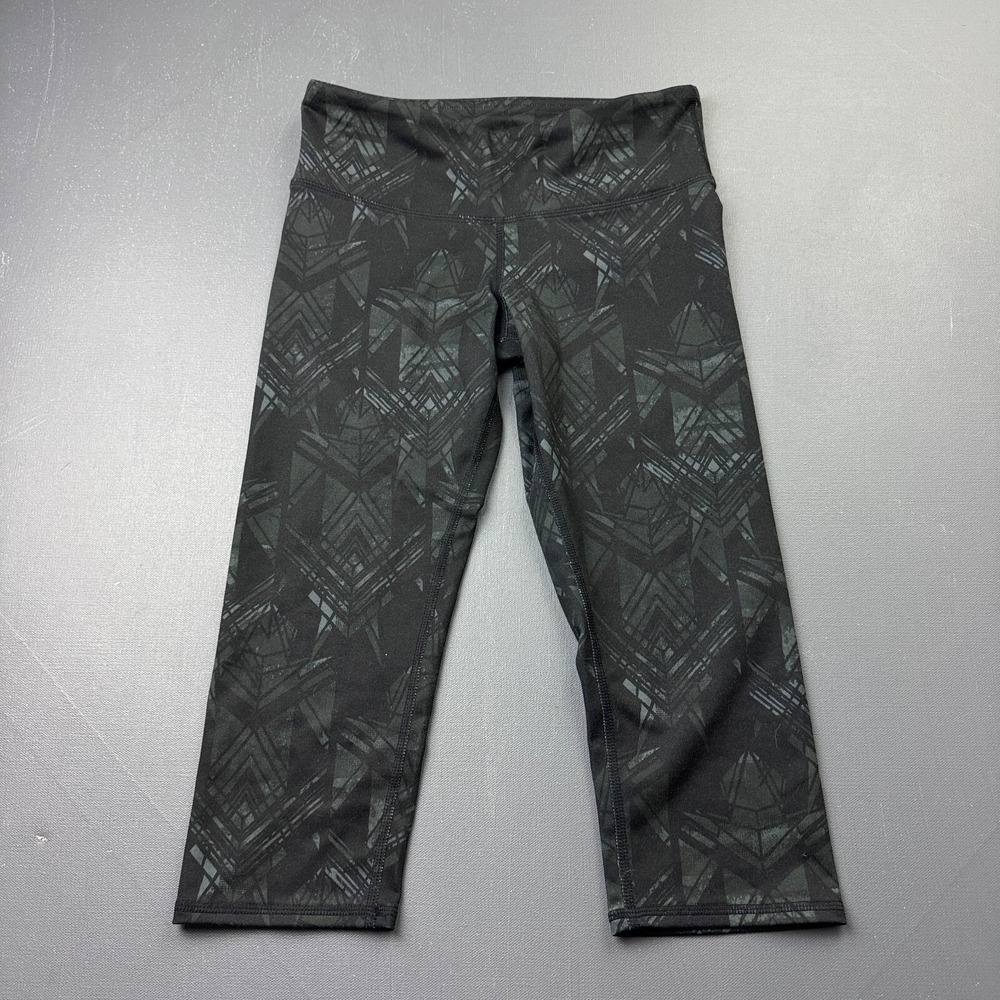 Alo Womens Size XS Black Capri Yoga Leggings Geometric Print Performance Stretch